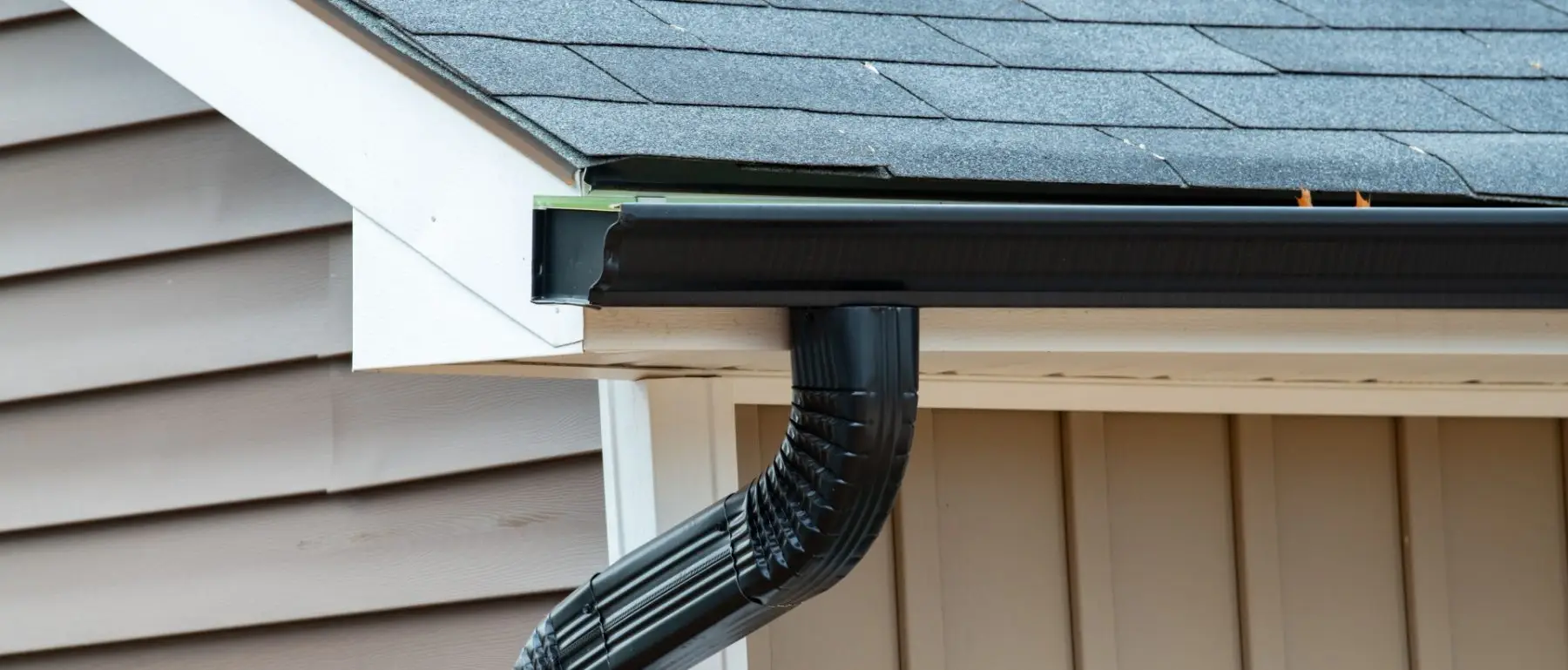 Gutter Cleaning Woodland, CA | Niapas Hauling and Gutters